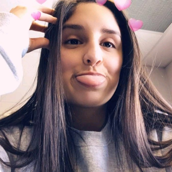 Meet your Posher, Maricela - Picture 1 of 1